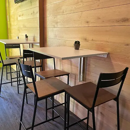 Das Hostel Rijeka Хостел